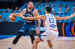 包含字母哥新星关键助攻表现惊艳，巴黎圣日耳曼未来可期！的词条