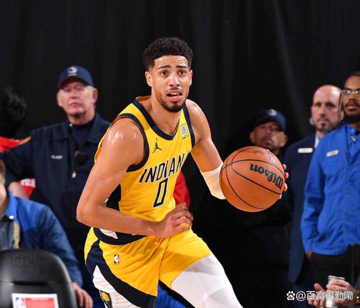 西亚卡姆新星出色防守表现惊艳，篮网未来可期！的简单介绍